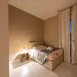 شقة Vico Chiusetta 5 *