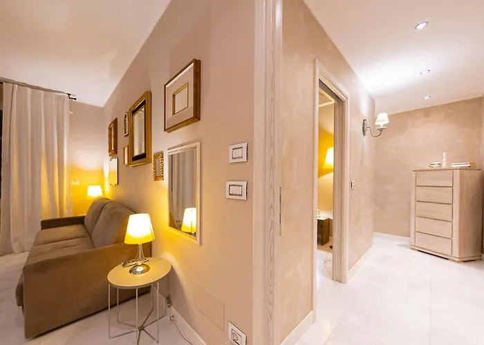 Vico Chiusetta 5 * Alassio