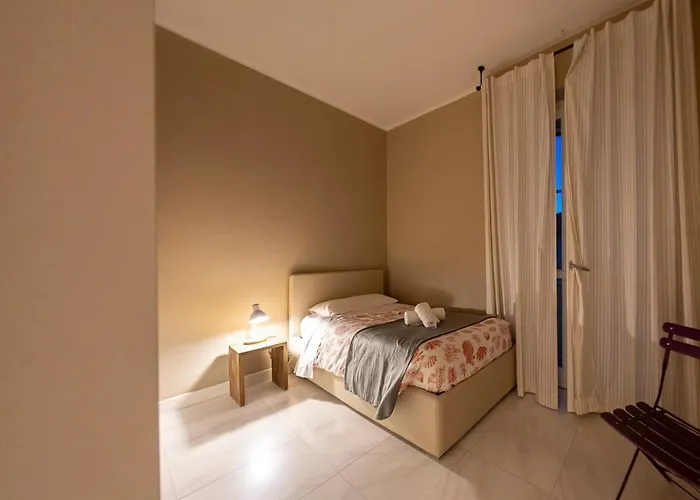 Apartamento Vico Chiusetta 5 *